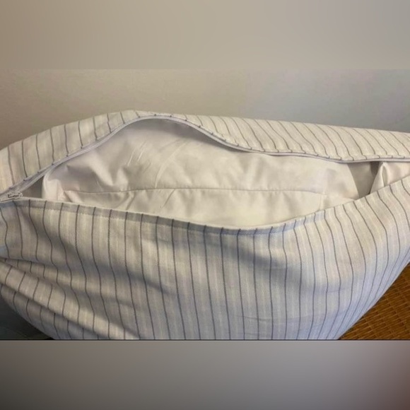 Givi Lulu Decorative Striped Pillow case only*** 24x24 New - Picture 4 of 5